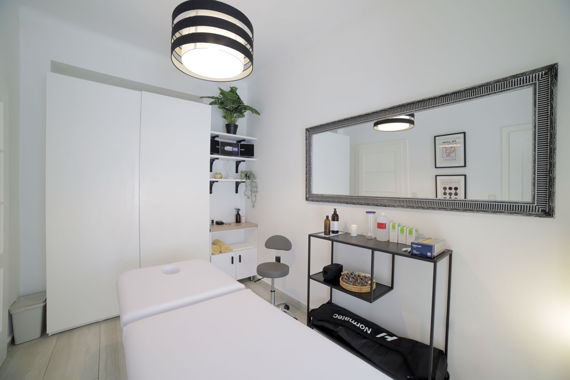 Moxie-Body-Recovery-Studio-Interijer-2